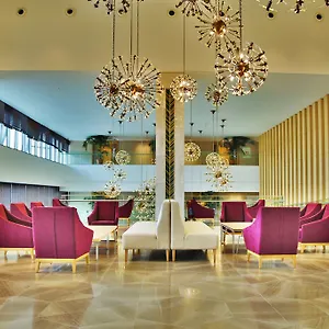 Hotel The ****